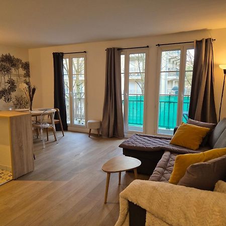 Appartement Cosy Pres Du Rer Chessy  Exterior foto